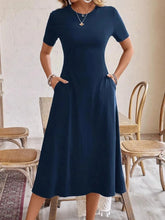 Round Neck Short Sleeve Dress with Pockets